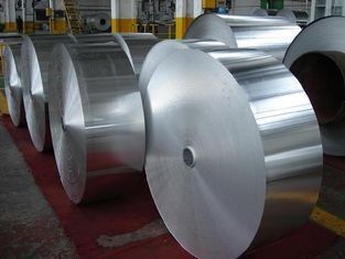Porcellana Azione idrofile del rotolo del foglio di alluminio fuse 8006 laminazioni a caldo per forza Ciao-Di tensione dei congelatori molli fornitore